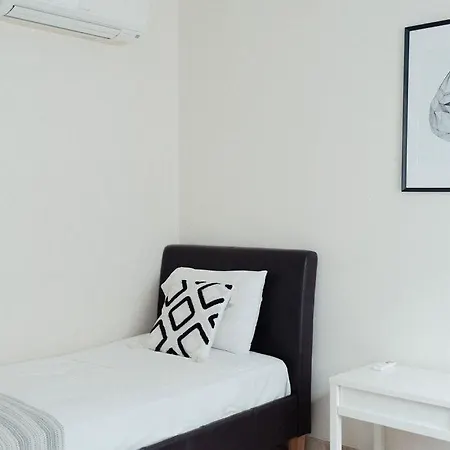 Coastal Chic 2br - 3 Min To Amathusia Apts * 利马索尔